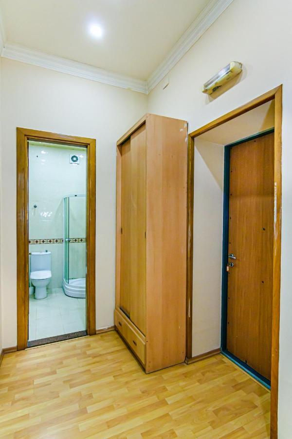 Rolls Royce Apartment Bakoe Buitenkant foto
