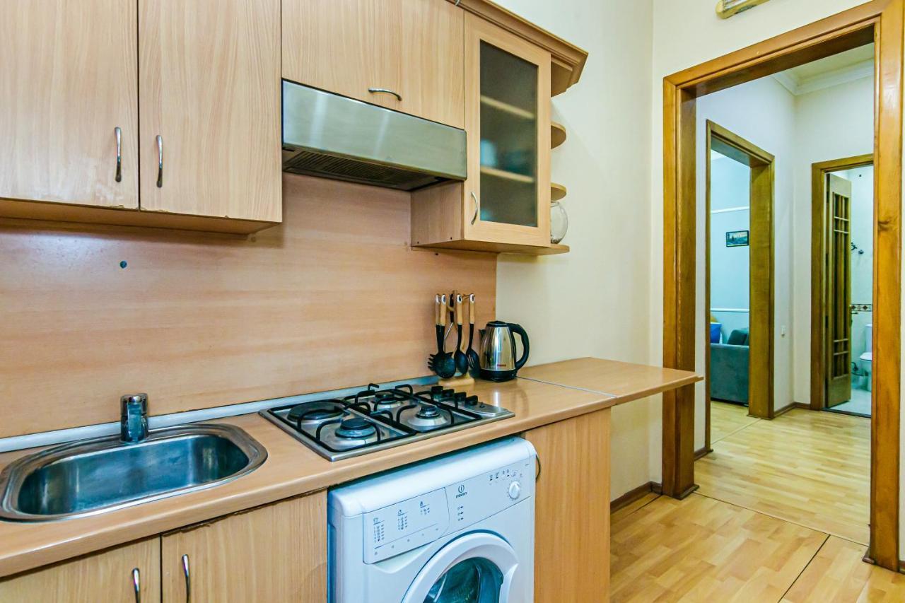 Rolls Royce Apartment Bakoe Buitenkant foto