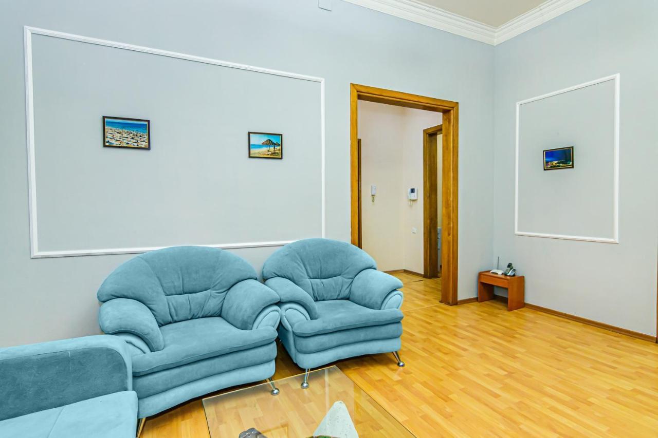 Rolls Royce Apartment Bakoe Buitenkant foto